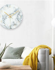 Olivia – Elegante Wanduhr mit Marmor-Optik