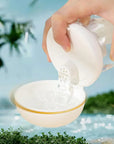 AquaBuddy – Tragbare Hundewasserflasche mit Trinknapf