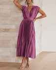 Elegantes Damenkleid mit V-Ausschnitt und Rückenfreies Design