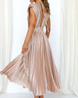 Elegantes Damenkleid mit V-Ausschnitt und Rückenfreies Design
