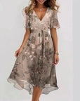 Damen V-Ausschnitt Kleid mit eleganter Silhouette Lenaria