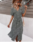 Geblümtes Damenkleid mit Taillengürtel – Luretta