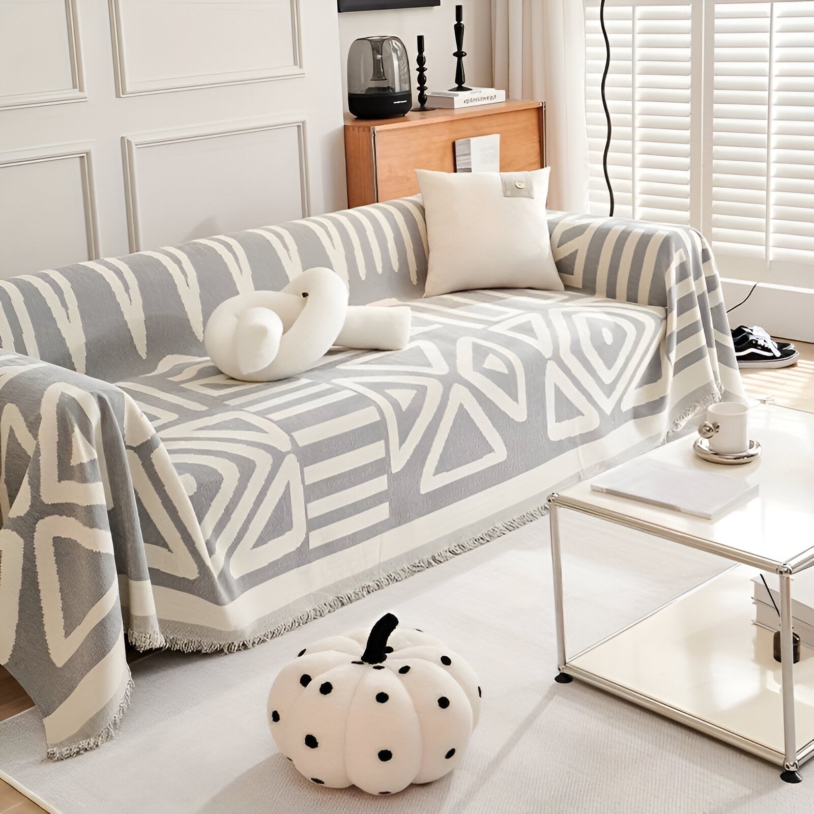 Sophie – Premium Chenille-Kuscheldecke für ultimativen Komfort